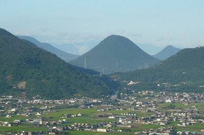 飯野山
